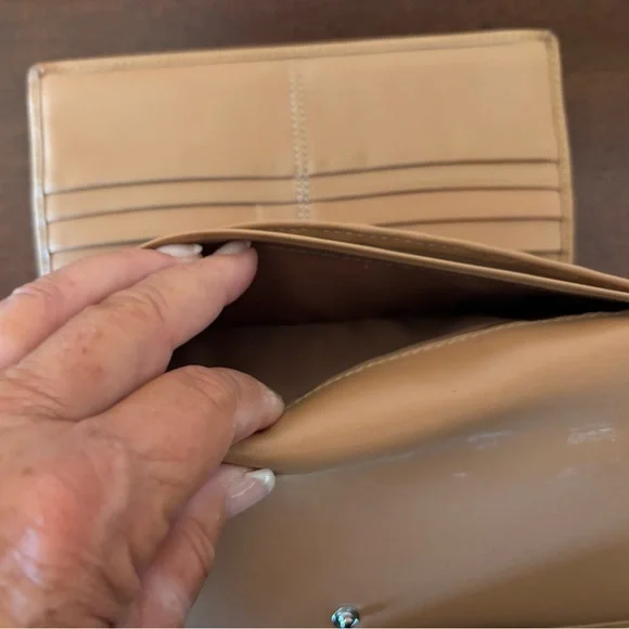 COACH Vintage Snap Closure Tri-Fold Wallet - Picture 11 of 12